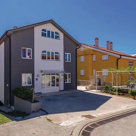 Apartment Gorgeous In With Wifi Crikvenica