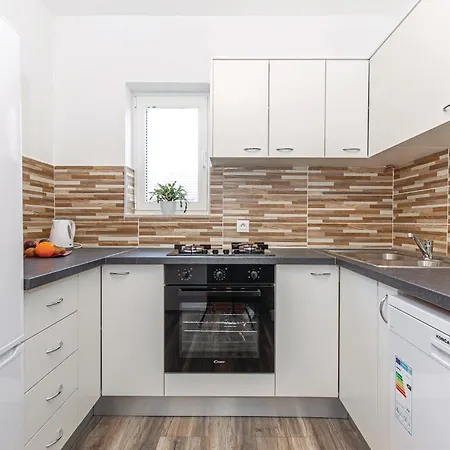 Appartement Awesome In