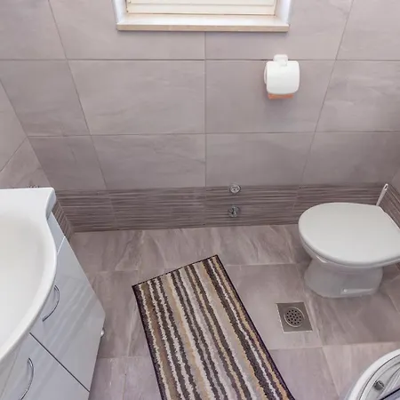 Appartement Awesome In